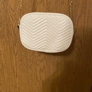 White crossover purse